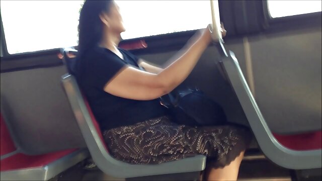 Chó cái trong xanh áo ngực và béo đít là sex xxx hoat hinh sự nịnh hót khổng lồ tinh ranh trên những ghế sofa